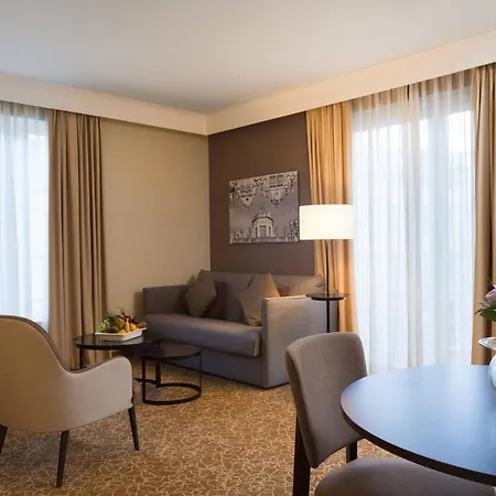 Marriott Executive Hotel 4*