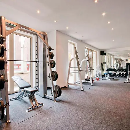 Marriott Executive Hotel 4*